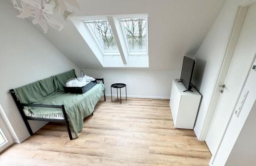 Hoevelriege Apartment | Workers Apartment with Balcony in Bielefeld