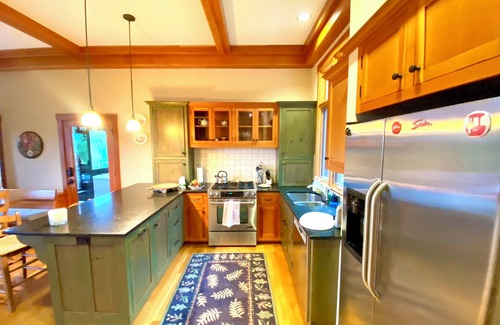 Moscow Villa | World-Class Mountain View Villa @ Trapp & Stowe with Exclusive Amenities