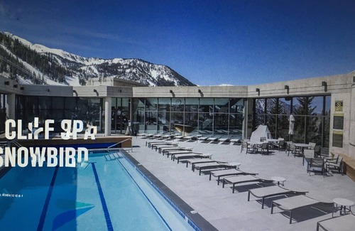 Salt Lake Mountain Resorts Condo | World Class Snowbird Cliff Club Crest Condo, Rooftop Spa, 2 BR/3 Ba - 3/14-21/26