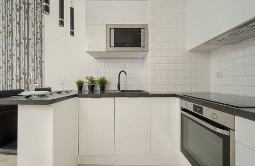 Psie Pole Apartment | Wrocław Haven Apartment by Renters