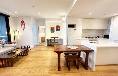 Box Hill Apartment | WT917 - 2BR 2BTH in heart of box hill with free park & pool