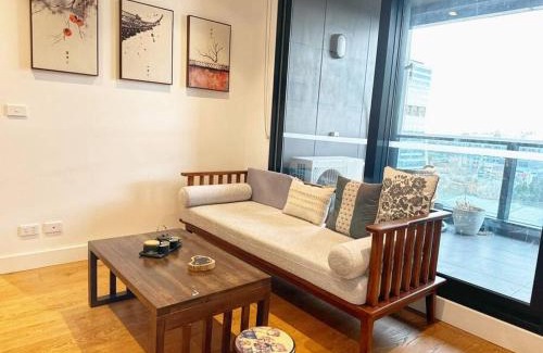 Box Hill Apartment | WT917 - 2BR 2BTH in heart of box hill with free park & pool