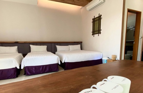 East District Bed & Breakfast | Wu-Liu-farm B&B