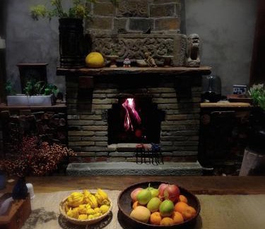 Wuyuan House | WuYuan QiYe YanXiang Guesthouse