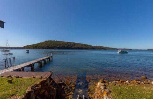 North Arm Cove House | Wybalena