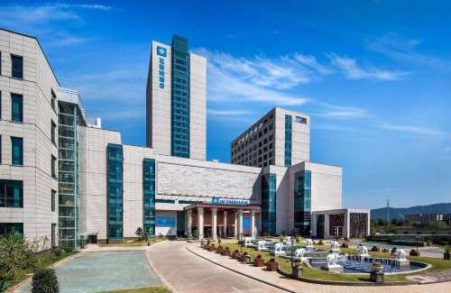 Zhuji Hotel | Wyndham Zhuji West