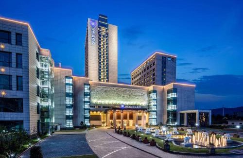 Zhuji Hotel | Wyndham Zhuji West