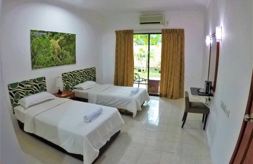 Kuala Tahan Hotel | Xcape Resort at Taman Negara