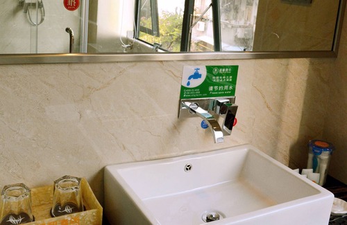 Liwan Hotel | XingHe Business Hotel - Railway Station & Yuexiu Park Branch