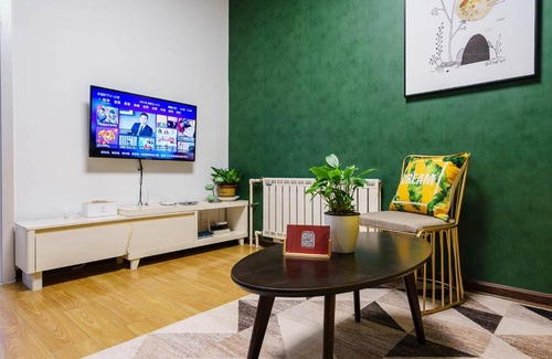 Donggang District Hotel | Xinyuju · park next to the two chic sun square botanical garden wanxiang integration