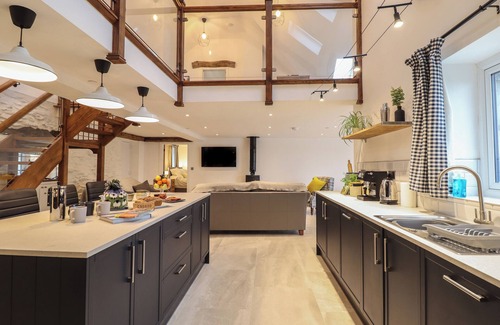 Cwmtirmynach Cottage | Y Côr