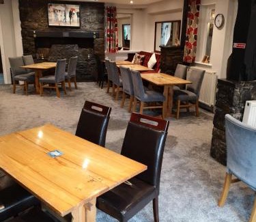 Rhydlydan Hotel | Y Giler Arms