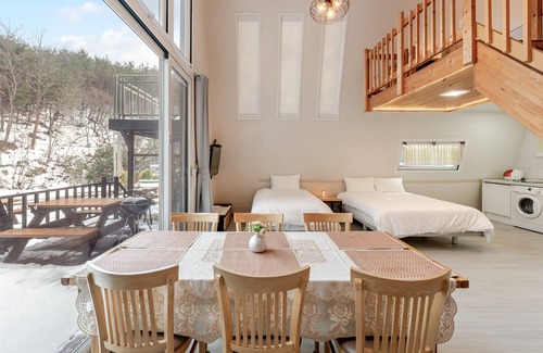 Sokcho House | Yangyang Sunrise and Sunset Private Pens