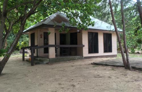 Matathawa Island Hotel | Yasawa Long Beach Hideout Resort