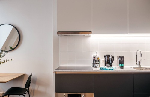 The Hague Center Apartment | YAYS The Hague Willemspark by Numa