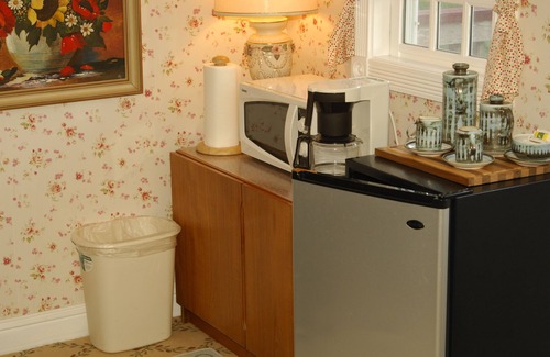 Ferndale House | Ye Olde Danish Inn