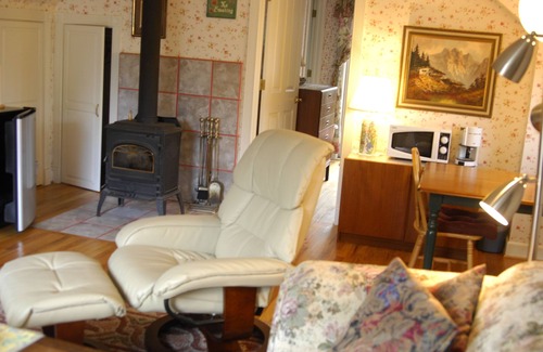 Ferndale House | Ye Olde Danish Inn