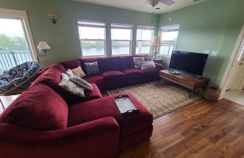 Isleton House | Year-round fishing, boating, birding, 1 hr from SF