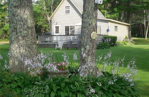 Belfast Cottage | Year Round Fully furnished 3 bedroom Lake side cottage, beautiful sunrises.