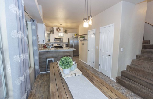 Las Cruces House | Year Round Heated Pool, Hot Tub, Pet Friendly