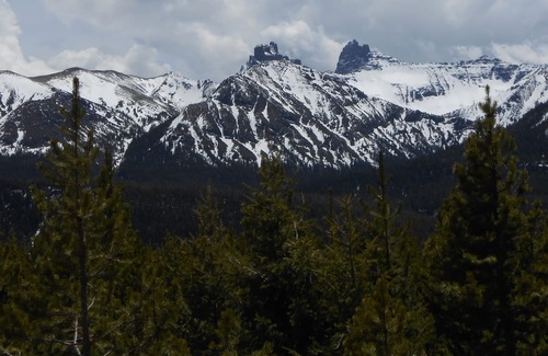 Cooke City-Silver Gate House | Yellowstone Park Mountain Retreat