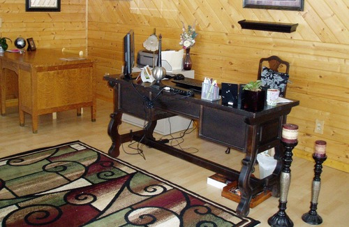 Cooke City-Silver Gate House | Yellowstone Park Mountain Retreat