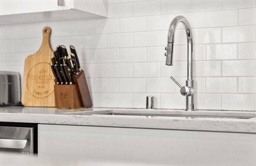 Downtown Sacramento Apartment | Yellowstone Vibes: SacTown Edition!