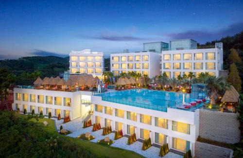 Dolsan-eup Hotel | Yeosu Calacatta Hotel & Resort