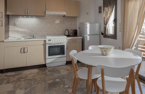 Agkisaras Apartment | Yialos Votsalo Beach Residence by Estia