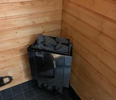 Iisalmi Apartment | Yksiö keskustassa saunalla