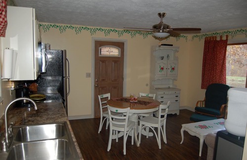 Kimbolton Cottage | Yore Cottage, private 15-wooded acres with hiking & fishing, 3-min. to Salt Fork