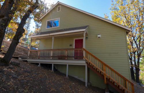 Yosemite West House | Yosemite Park Place