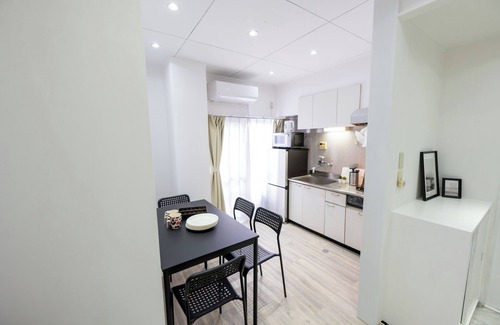 Minamiaoyama Apartment | Yotsuya/Shinjuku Gyoen Apartment | 4 Guests | Free Wi-Fi | Luggage OK (32)