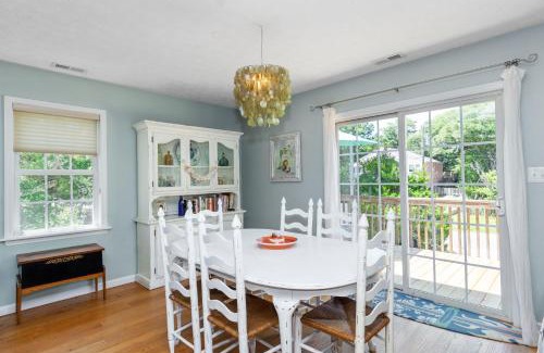 Emerald Isle House | You, Me and The Sea