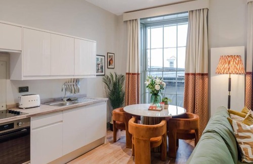 Bristol Apartment | Your Apartment - Redland Place