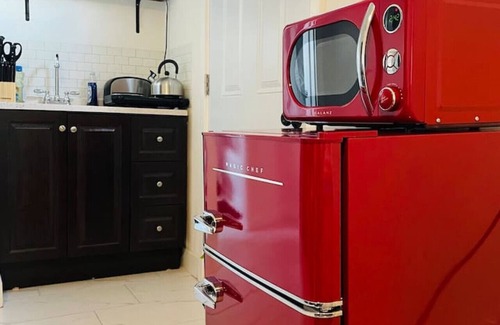 Garfield Apartment | Your Downtown Studio with All Amenities Unit B