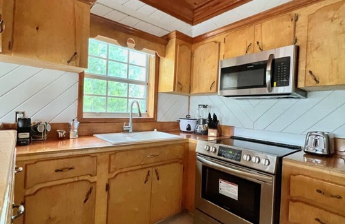 Alice Town House | Your favorite getaway place