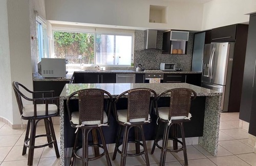 Lomas de Cocoyoc House | Your house with volcanoes views, your best optionn