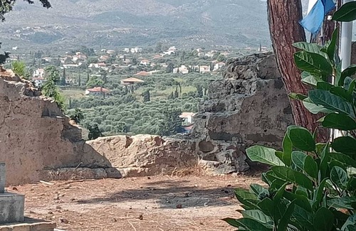 Koroni Apartment | Your Koroni Escape Starts Here: Central Apartment near Zaga Beach and Tavernasnn