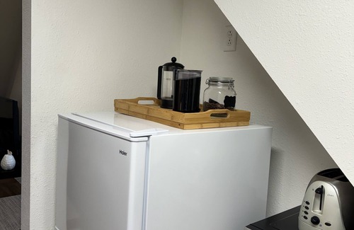 Chico House | Your own modern treehouse overlooking Bidwell Park