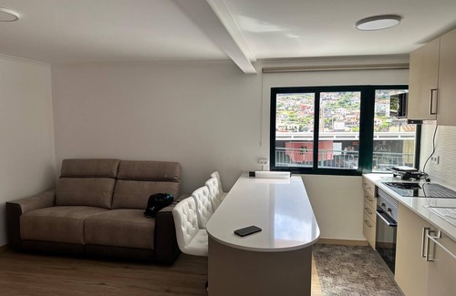 Machico House | Your retreat between turquoise shores and forested paths