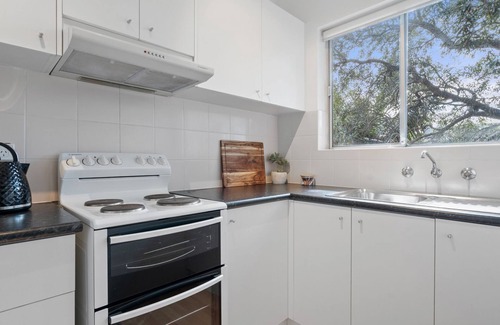 Balmain Apartment | Your Stylish Balmain Retreat