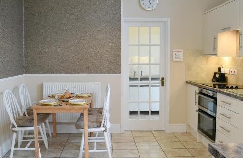 Trawsfynydd House | Yr Hen Fanc