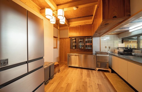 Yufuin Onsen House | Yufuin Geihinkan Torigoebettei