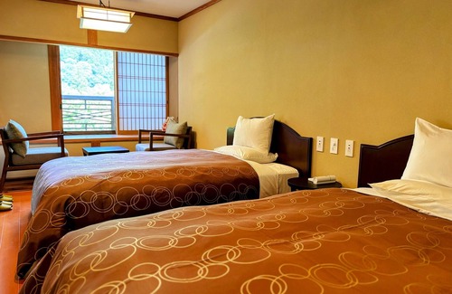 Yufuin Onsen House | Yufuin Santokan