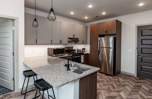 Urbana Apartment | Yugo Guest Suites