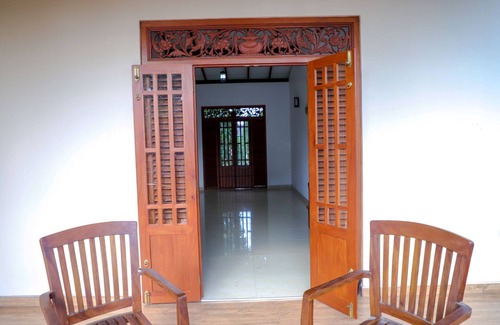 Pannipitiya Villa | Yuli Nandas Villa - Where you feel home miles away