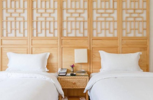 Jingxiu District Hotel | Yun-Jing Baishi Villa