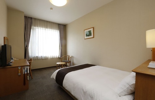 Furu-gun Hotel | Yuyado Kuttari Onsen Lake Inn