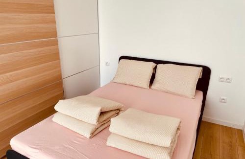 Bourg-la-Reine Villa | Z&L Villa Jardin - 2 Chambres 3 Lits - Maison familiale